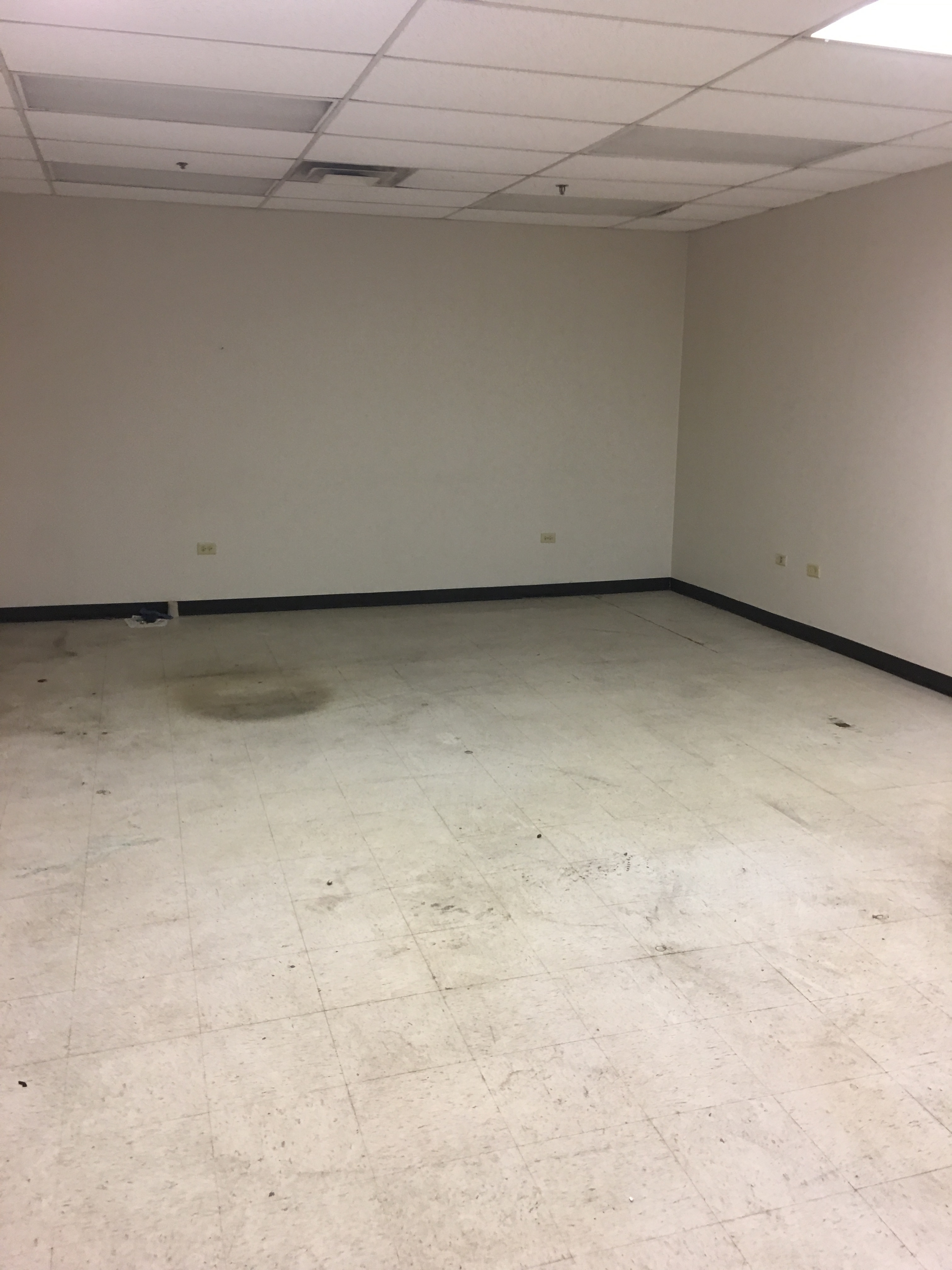 17035 Burnham, Pic 23