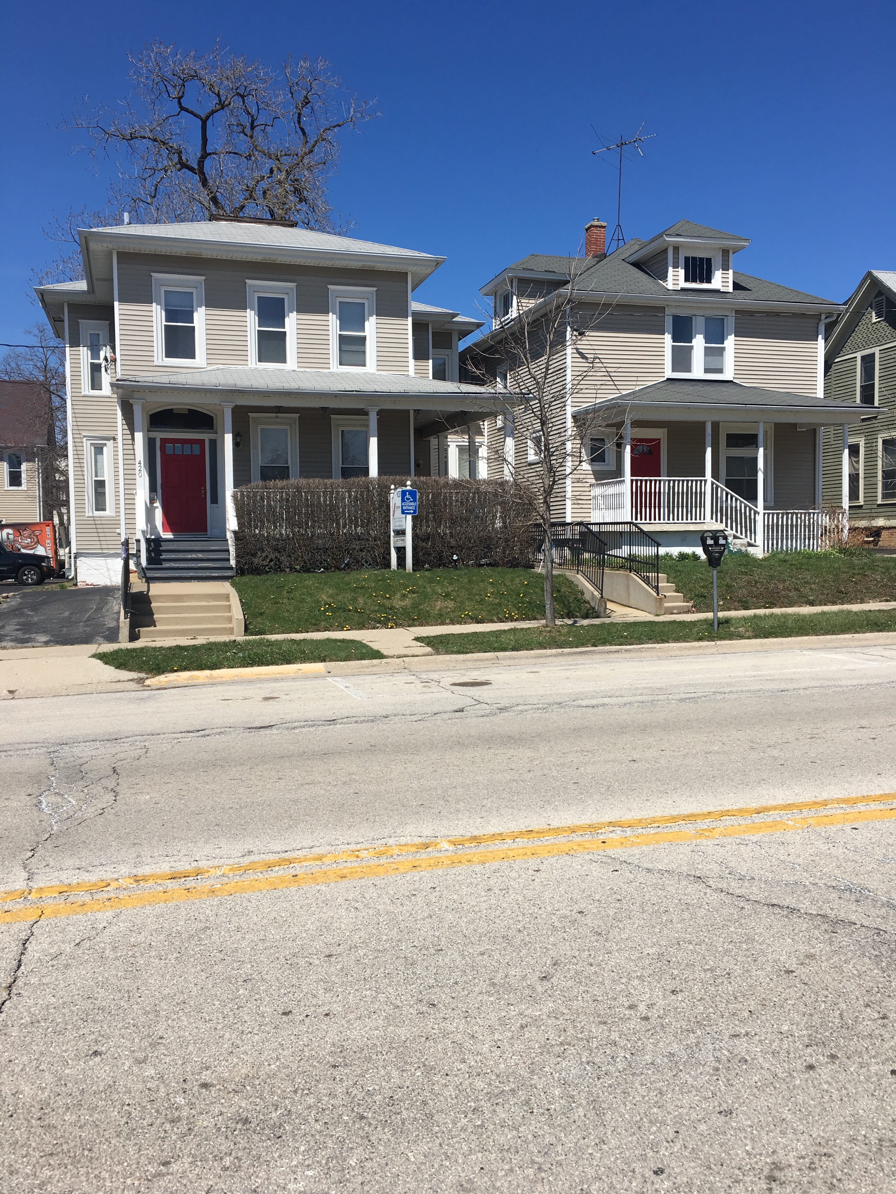 418 & 420 Clayton, Waukegan, IL Pic 1