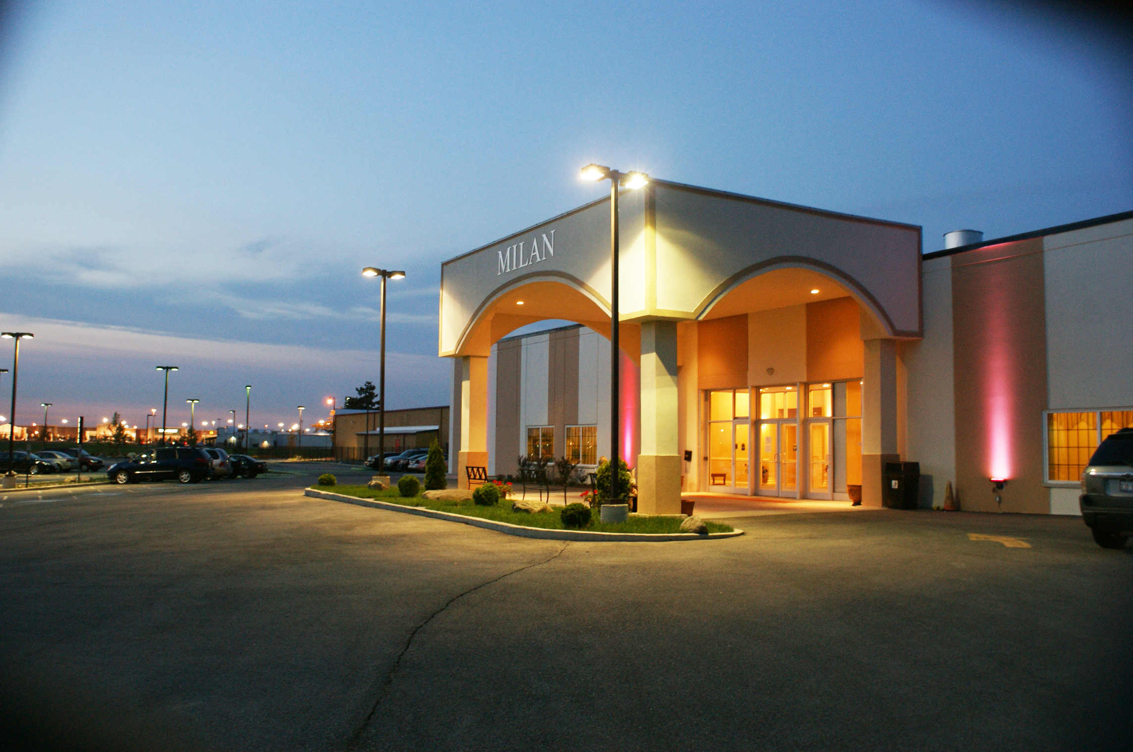 651 Lakehurst Rd Pic 2