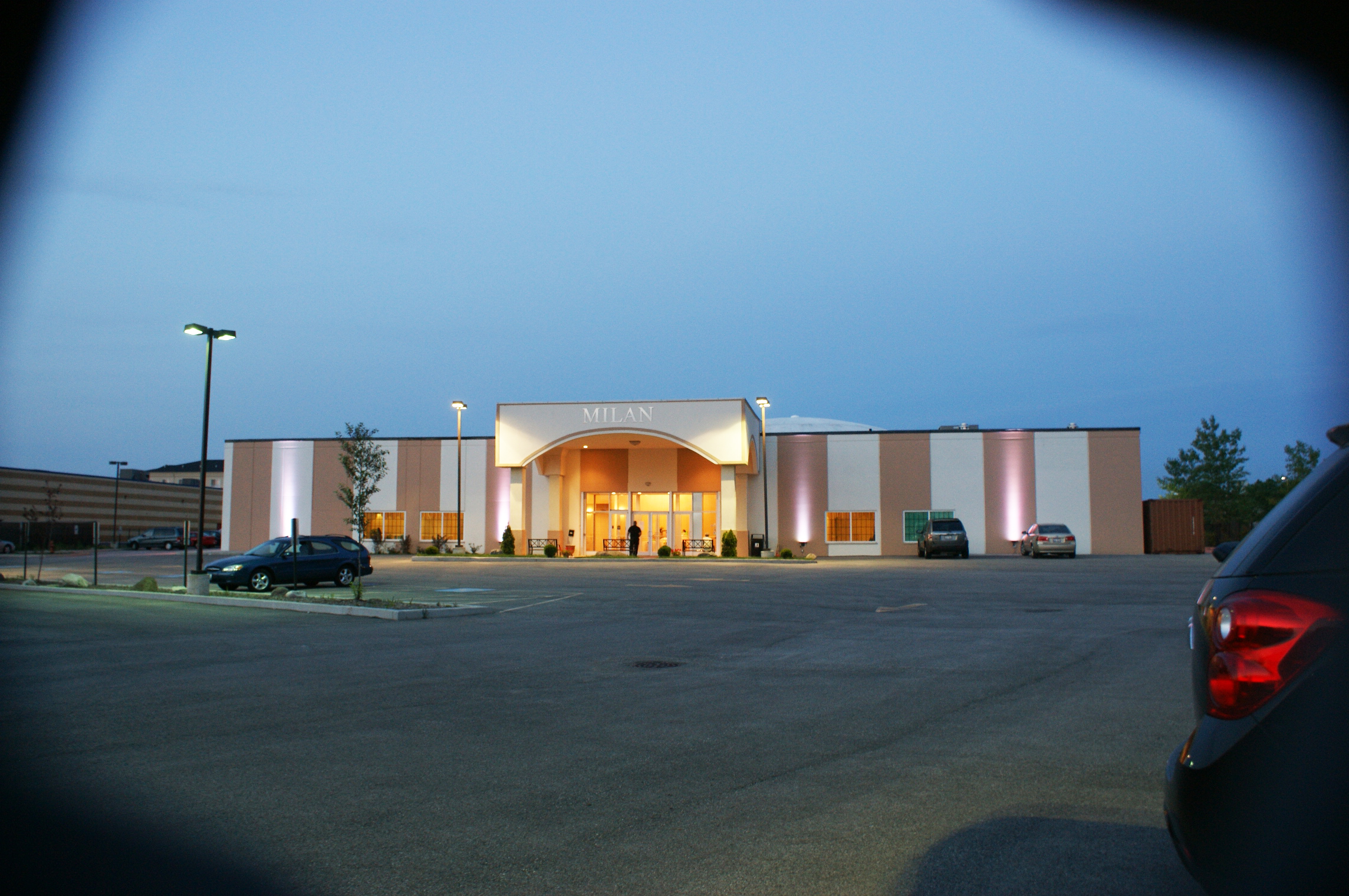 651 Lakehurst Rd Pic 3