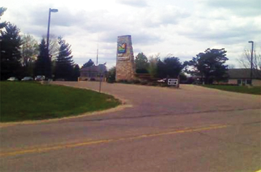 Davis IL 1458 Edgewood Ct